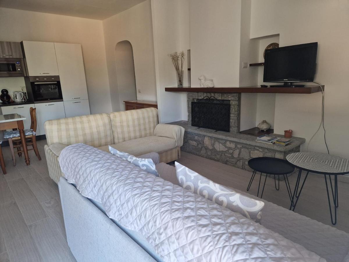 Apartamento Borgocastello Rezzonico Exterior foto